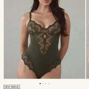 Olive Shapewear Bodysuit with Scalloped Neckline and Adjustable Straps